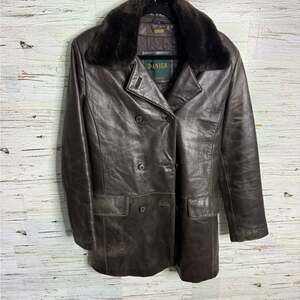 Danier Brown Leather Jacket with Fur Collar size xs